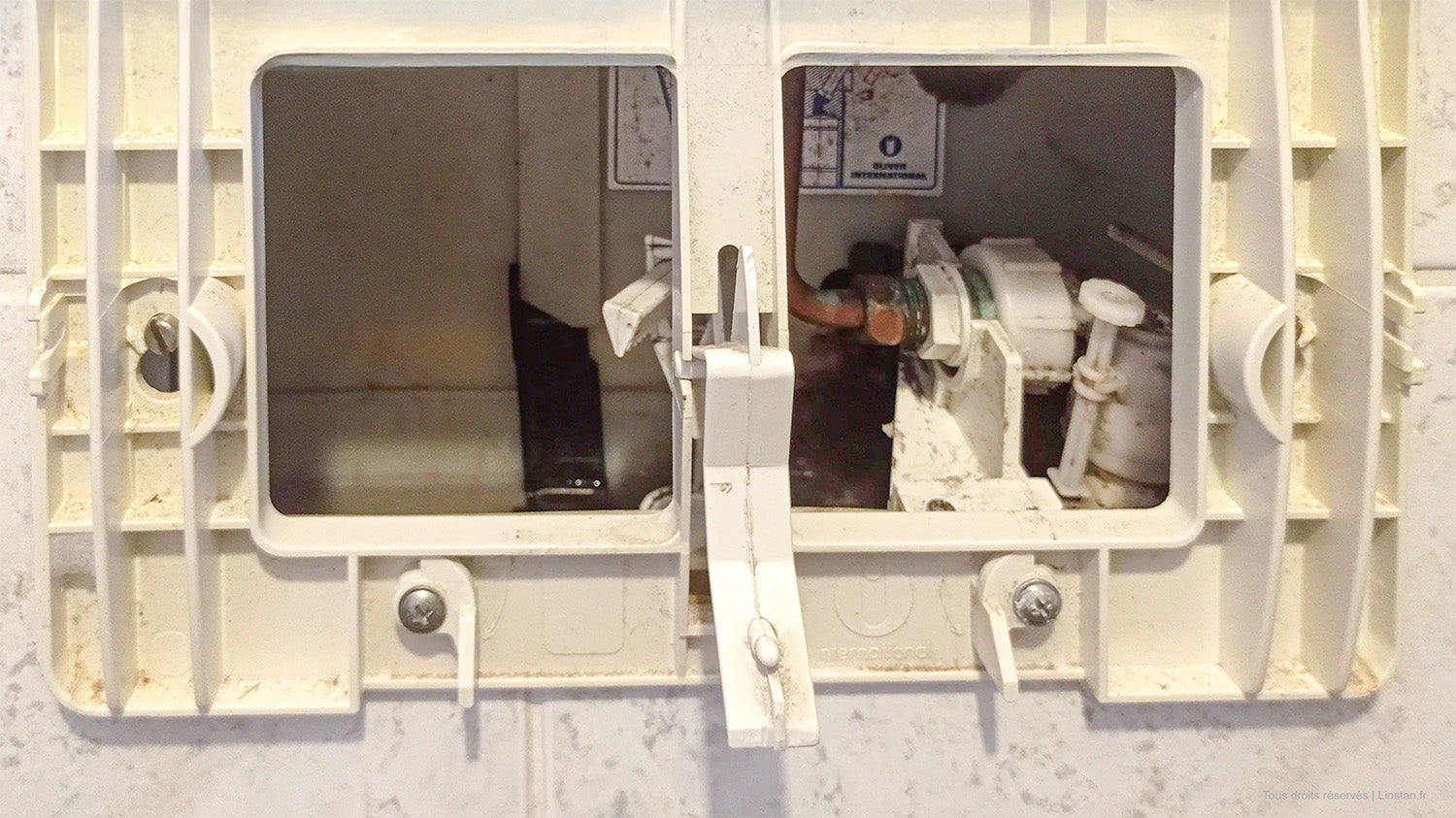 Les pièces détachées chasse d'eau du réservoir Eurofutura 600 avant 2000 Regiplast OLI