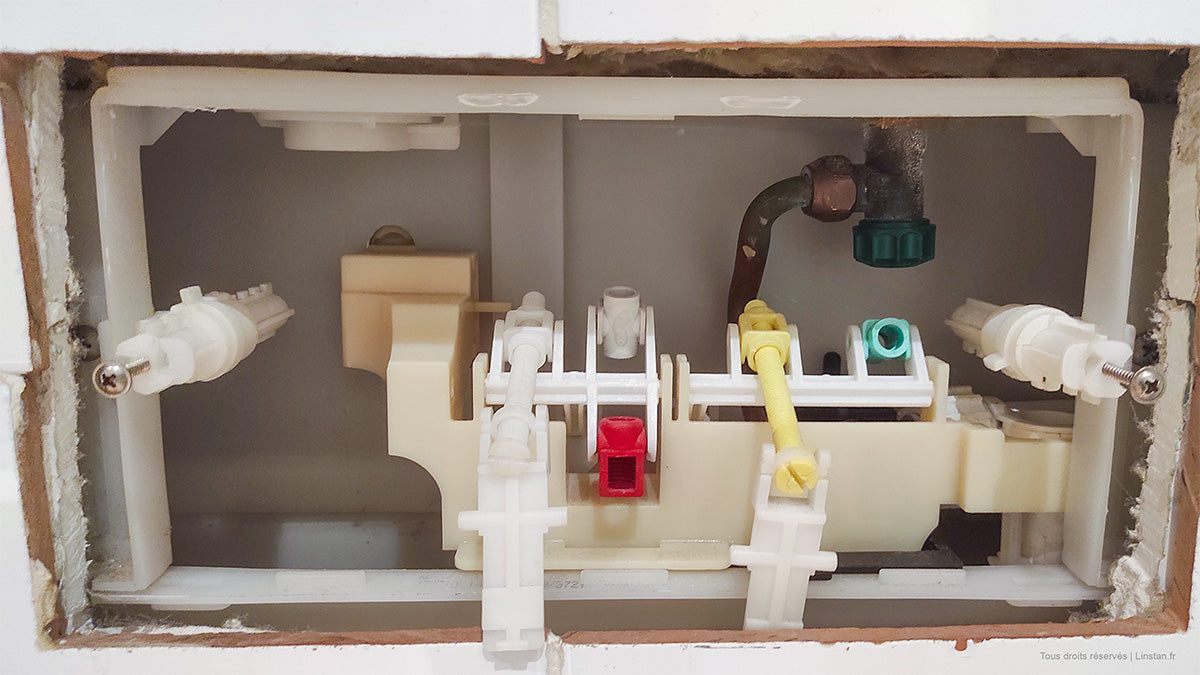 Les pièces détachées chasse d'eau du réservoir Eurofutura 600 et 620 Regiplast OLI