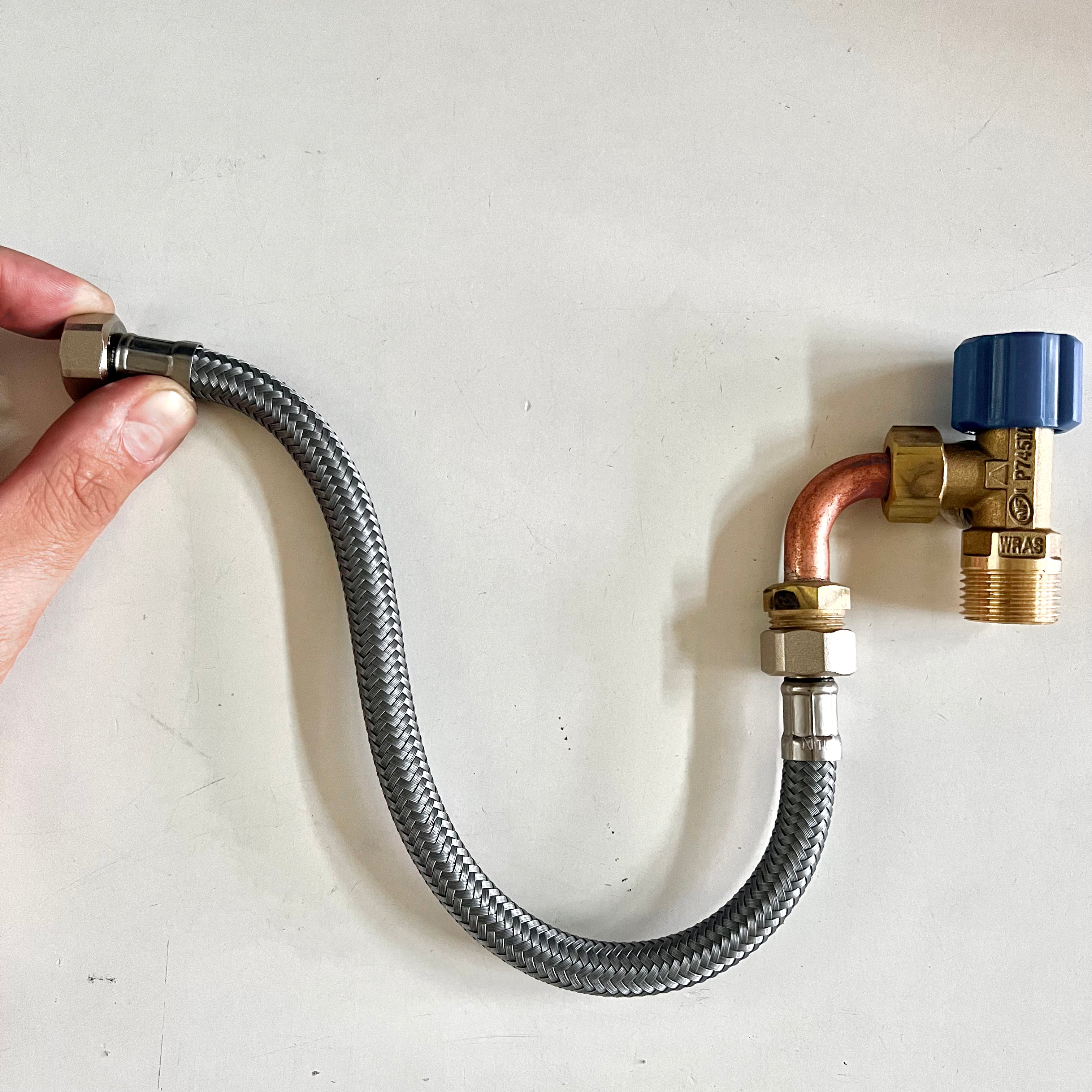 Robinet d'arrêt, flexible et coudé en cuivre