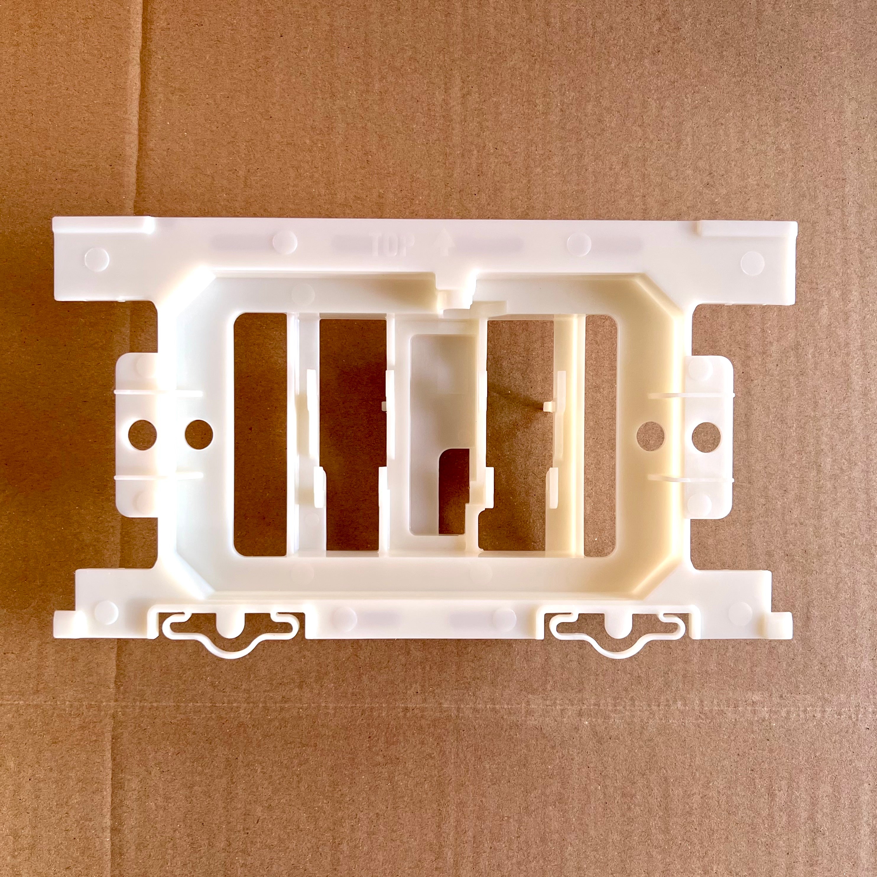 Regiplast / Oli counterplate | Ref: 17302 | For built-in cisterns